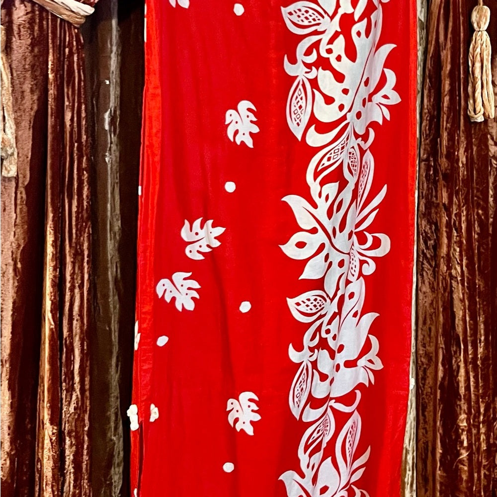 Large Red Cotton Tiki Maxi Dress 70’s Vintage Dress
